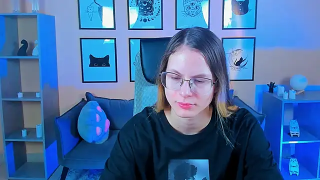 Carrie Rose online show from October 22, 2025, 2:22 am