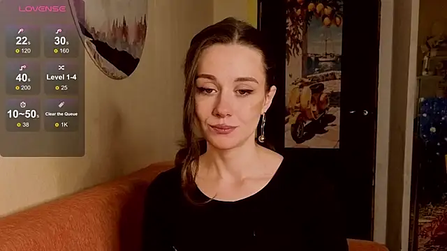 Snapshot of SkyHelen chatting on June 14, 2026, 4:08 pm SkyHelen online show from June 14, 2026, 4:08 pm