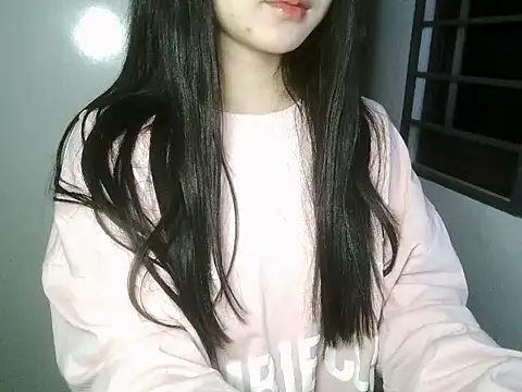 Annabelle-e online show from November 28, 2025, 5:24 pm