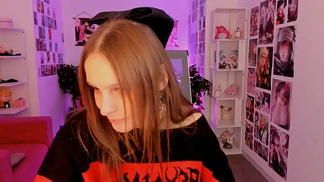 Snapshot of JenniferKiim chatting on September 27, 2025, 5:35 am JenniferKiim online show from September 27, 2025, 5:35 am