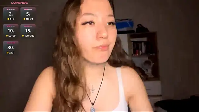 Snapshot of Sakuravice chatting on October 21, 2025, 12:04 pm Sakuravice online show from October 21, 2025, 12:04 pm