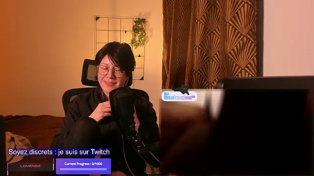 Snapshot of MossPrince chatting on April 25, 2026, 7:22 pm MossPrince online show from April 25, 2026, 7:22 pm
