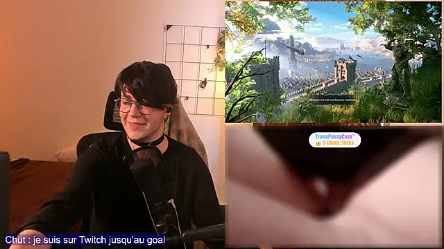 Snapshot of MossPrince chatting on May 1, 2026, 2:55 pm MossPrince online show from May 1, 2026, 2:55 pm