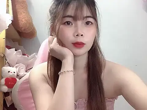 Snapshot of Pony898 chatting on November 7, 2025, 4:11 pm Pony898 online show from November 7, 2025, 4:11 pm