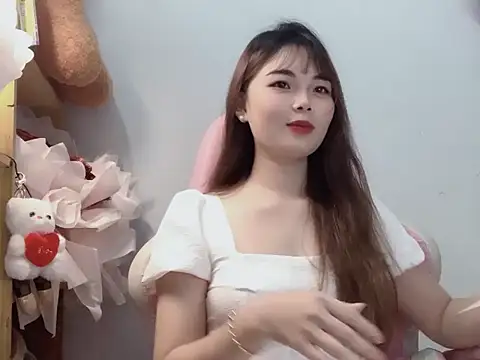 Snapshot of Pony898 chatting on November 19, 2025, 5:02 pm Pony898 online show from November 19, 2025, 5:02 pm