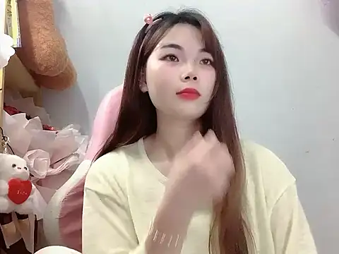 Snapshot of Pony898 chatting on November 6, 2025, 3:49 pm Pony898 online show from November 6, 2025, 3:49 pm