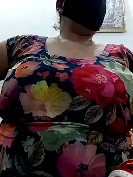 Snapshot of Rakhi_sawant143 chatting on September 23, 2025, 5:09 pm Rakhi sawant143 online show from September 23, 2025, 5:09 pm