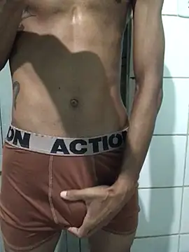 lcsexy45 online show from June 9, 2026, 2:40 pm
