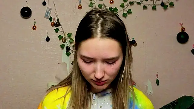  kikiclark   online show from February 7, 2026, 6:16 pm