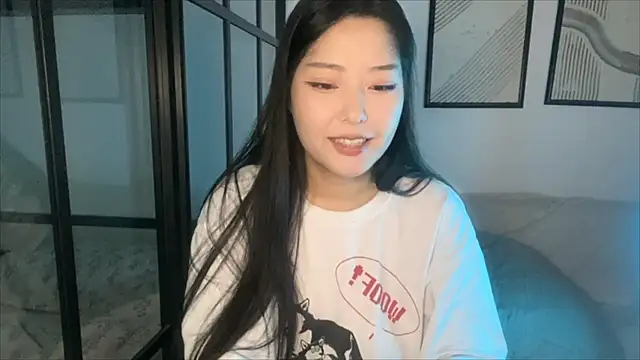 Snapshot of WonderMira chatting on November 29, 2025, 11:10 am WonderMira online show from November 29, 2025, 11:10 am