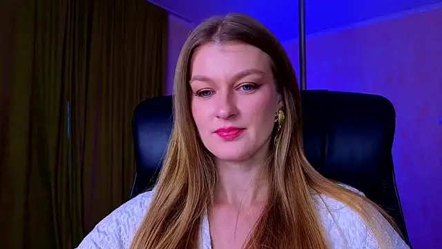 MysticVenus  online show from February 13, 2026, 3:23 pm