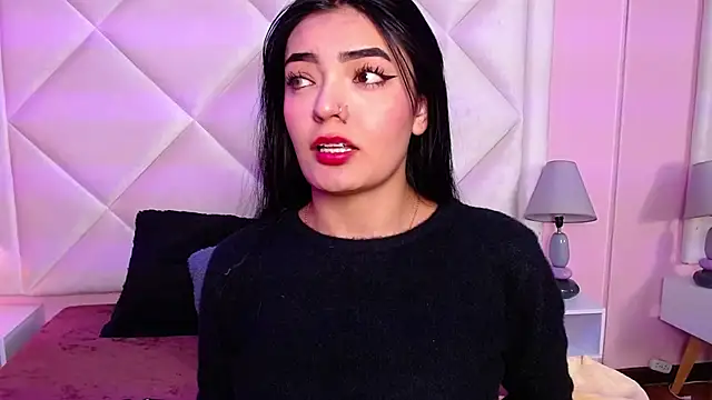 Snapshot of Miaa_Smithh__ chatting on November 11, 2025, 12:33 pm Miaa Smithh online show from November 11, 2025, 12:33 pm