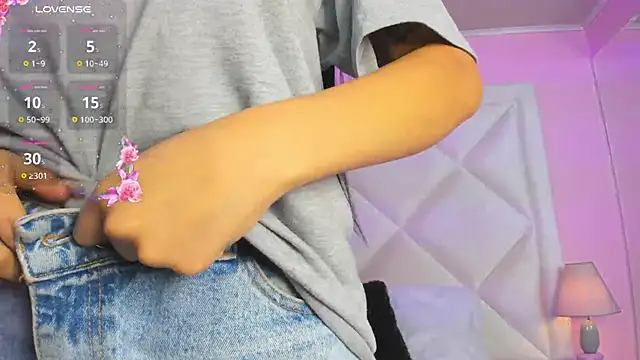 Snapshot of Miaa_Smithh__ chatting on February 19, 2026, 11:07 am Miaa Smithh online show from February 19, 2026, 11:07 am