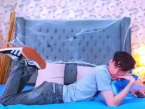 Luke Carter online show from October 23, 2025, 1:10 pm