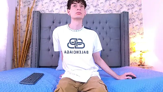 Luke Carter online show from November 21, 2025, 1:10 pm