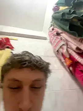 Snapshot of efeeee35 chatting on October 28, 2025, 9:58 pm efeeee35 online show from October 28, 2025, 9:58 pm