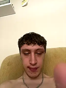 Snapshot of efeeee35 chatting on October 21, 2025, 9:41 am efeeee35 online show from October 21, 2025, 9:41 am