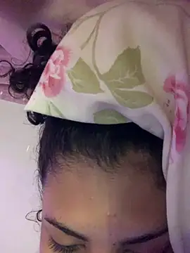 luluzinhax online show from February 11, 2026, 6:30 pm