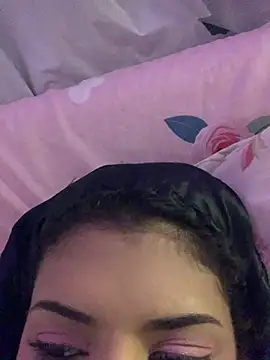 luluzinhax online show from January 13, 2026, 4:05 am