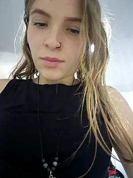 emily-scott online show from October 2, 2025, 5:38 pm