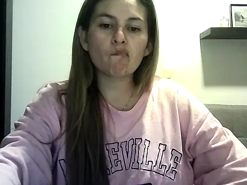 Valery  Rouse  online show from April 20, 2026, 10:44 pm