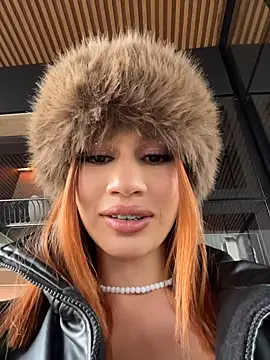 Marilyn scott online show from December 2, 2025, 6:20 pm