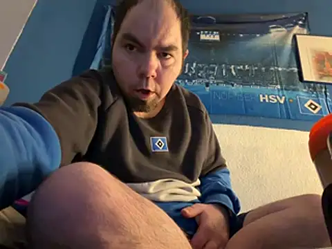 Snapshot of GeilerHSVFAN1989 chatting on February 21, 2026, 5:48 pm GeilerHSVFAN1989 online show from February 21, 2026, 5:48 pm