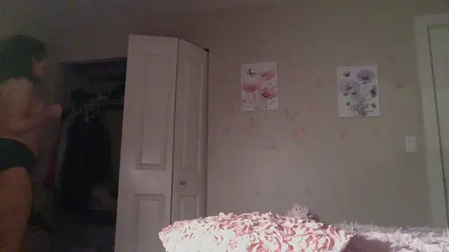 gigifox220 online show from September 18, 2025, 6:38 am