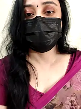 Monica cams online show from September 18, 2025, 5:05 pm