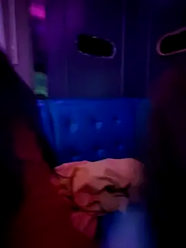 shaoshao-7758 online show from October 21, 2025, 6:57 am