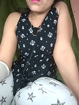 Hott Archana online show from November 18, 2025, 6:11 pm