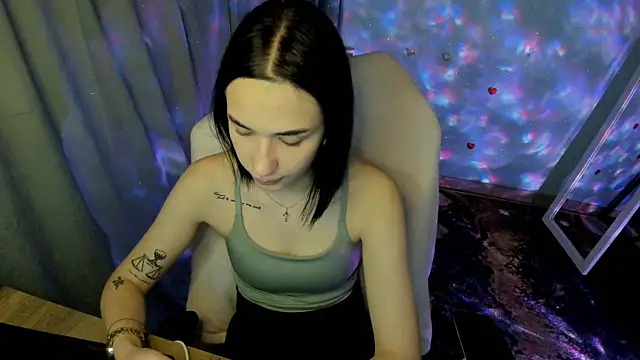 Bella Night4 online show from January 11, 2026, 1:40 pm