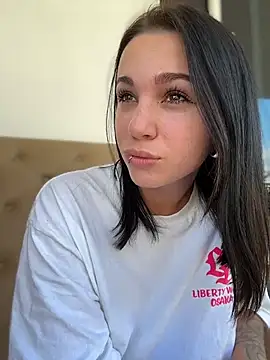 VendiMur online show from December 15, 2025, 2:06 am