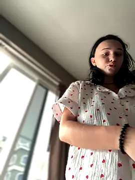 VendiMur online show from November 17, 2025, 2:04 am