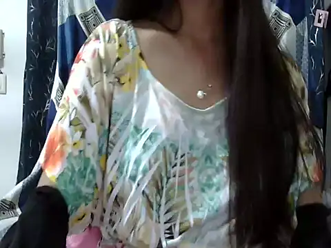 Riva arora01 online show from December 19, 2025, 10:50 am