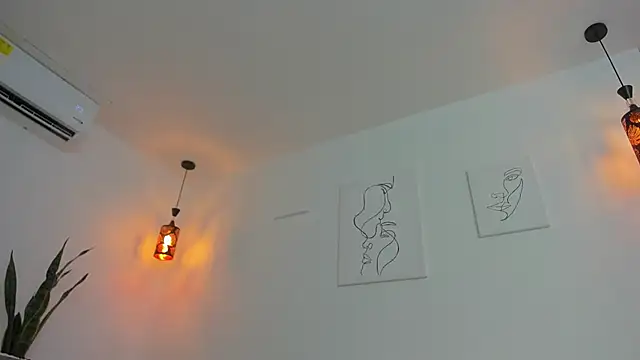 kaylajhonnes6 online show from October 23, 2025, 1:21 pm