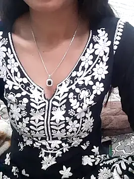 siya rani67 online show from December 4, 2025, 8:57 am