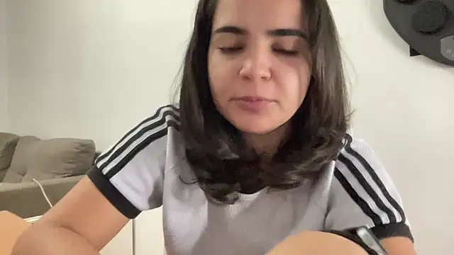 Snapshot of bruninhapt chatting on September 14, 2025, 12:38 pm bruninhapt online show from September 14, 2025, 12:38 pm
