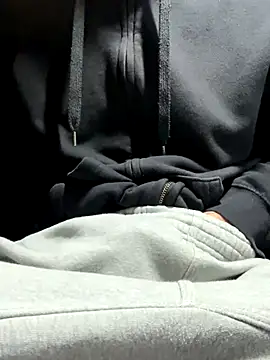 420boy   online show from November 11, 2025, 8:14 pm