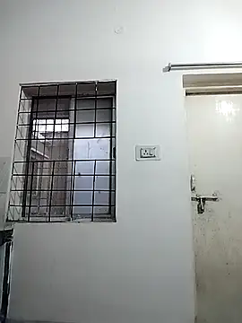 7incpink online show from November 30, 2025, 11:33 am