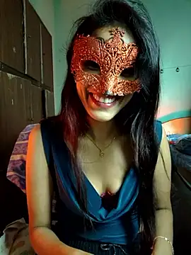 royeoy22 online show from October 13, 2025, 12:07 pm