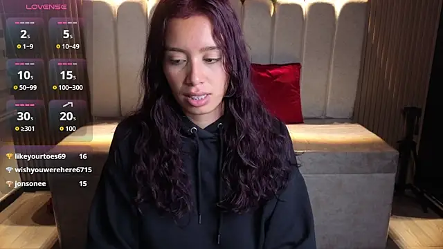  Mia Evans 1 online show from May 15, 2026, 1:25 am