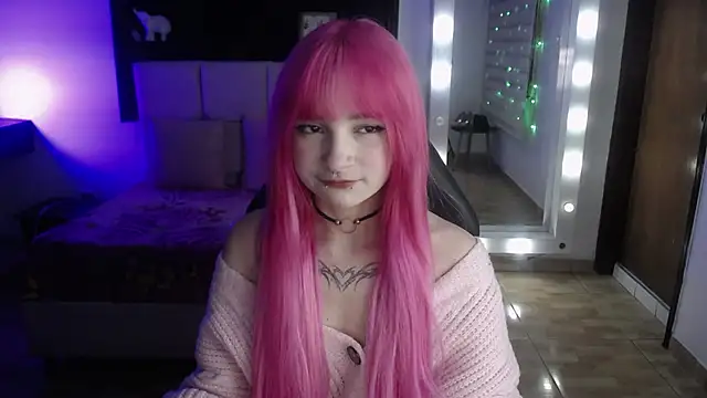  Charlotte Collins  online show from March 28, 2026, 3:02 pm