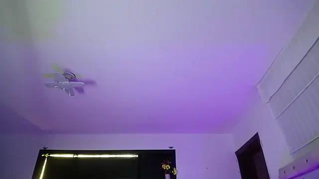  Charlotte Collins  online show from April 12, 2026, 2:20 pm