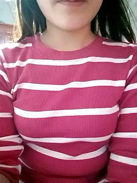 mymy06 online show from December 19, 2025, 10:39 am