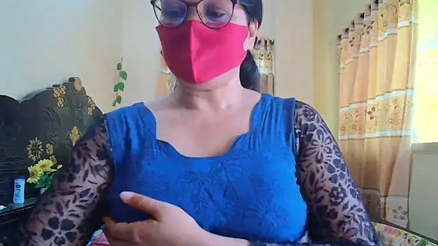 Elena cruz5 online show from June 3, 2026, 3:51 am