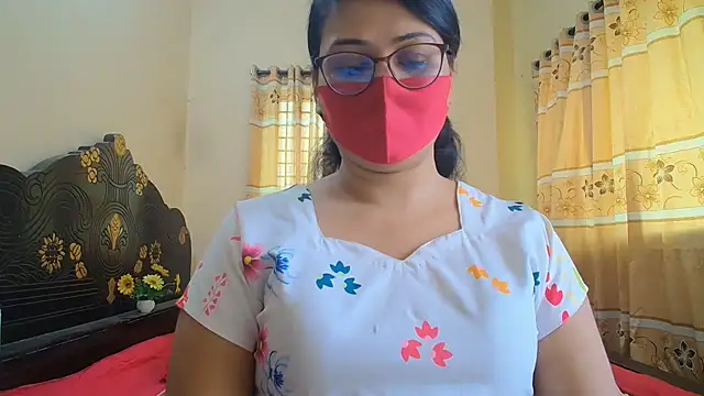Elena cruz5 online show from June 26, 2026, 5:46 am