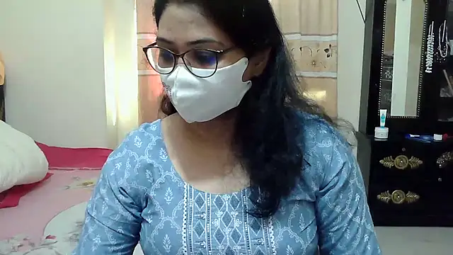 Elena cruz5 online show from November 20, 2025, 5:08 am