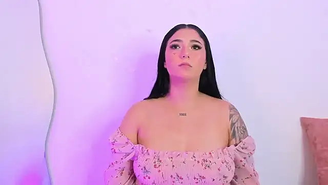 Snapshot of Ariadna_Dawson chatting on September 30, 2025, 5:46 am Ariadna Dawson online show from September 30, 2025, 5:46 am