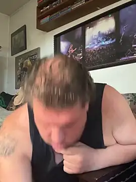 Snapshot of Stephanie1984 chatting on November 28, 2025, 1:33 pm Stephanie1984 online show from November 28, 2025, 1:33 pm